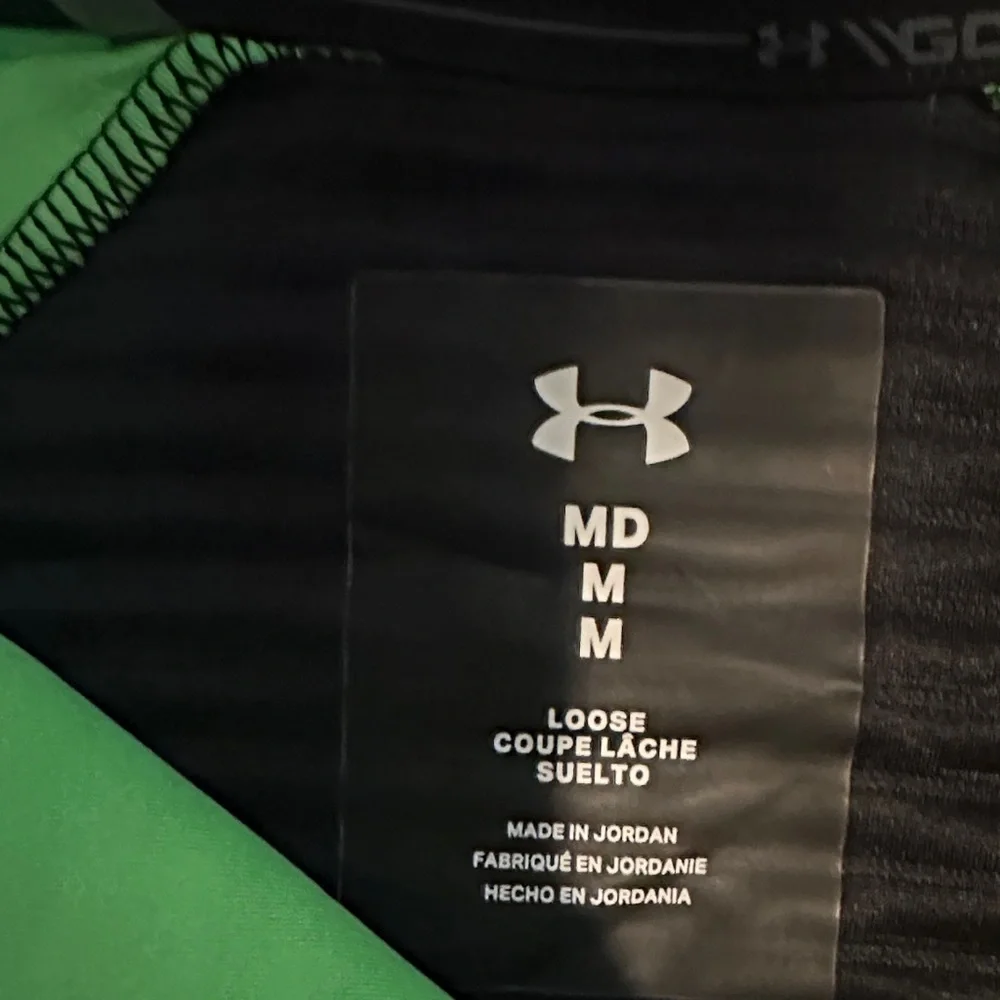 Under Armour Green and Black Men's Shirt - Picture 4 of 5